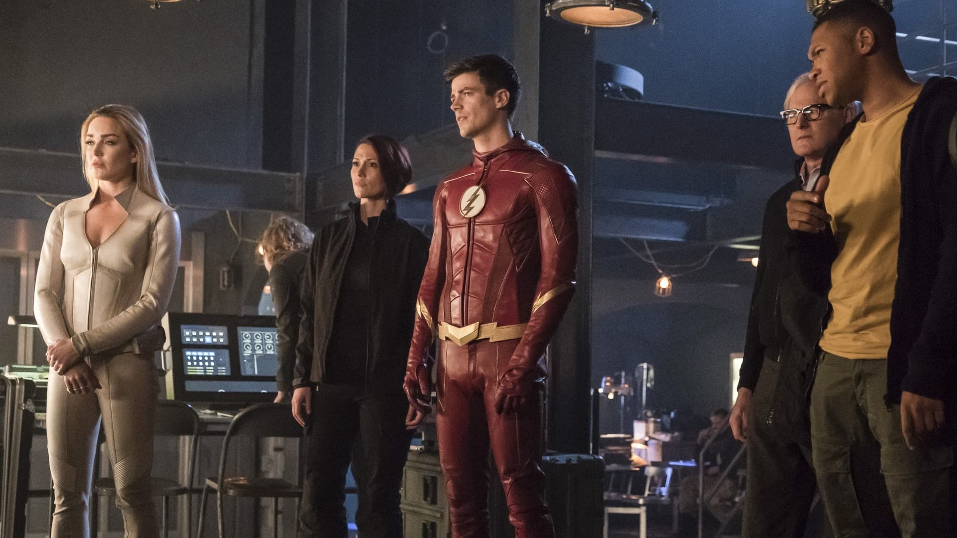 Crisis on Earth-X (III)